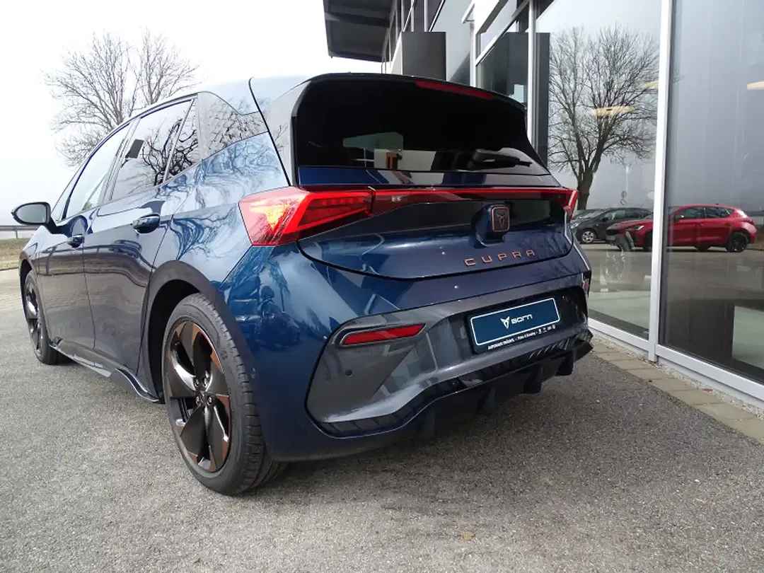 CUPRA Born Edition - Thumbnail 5