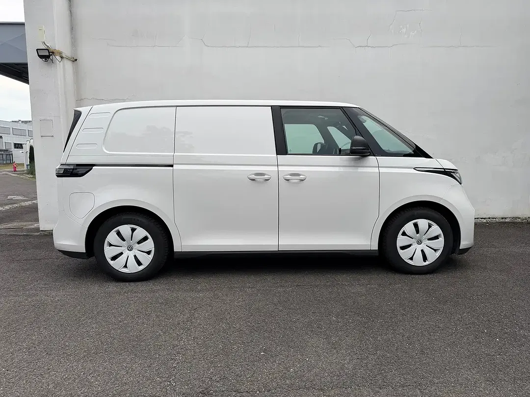 Volkswagen ID. Buzz Cargo 2028 - Thumbnail 10
