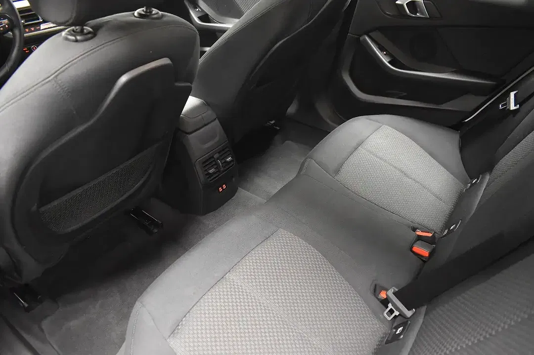 BMW 118 Advantage - foto 8