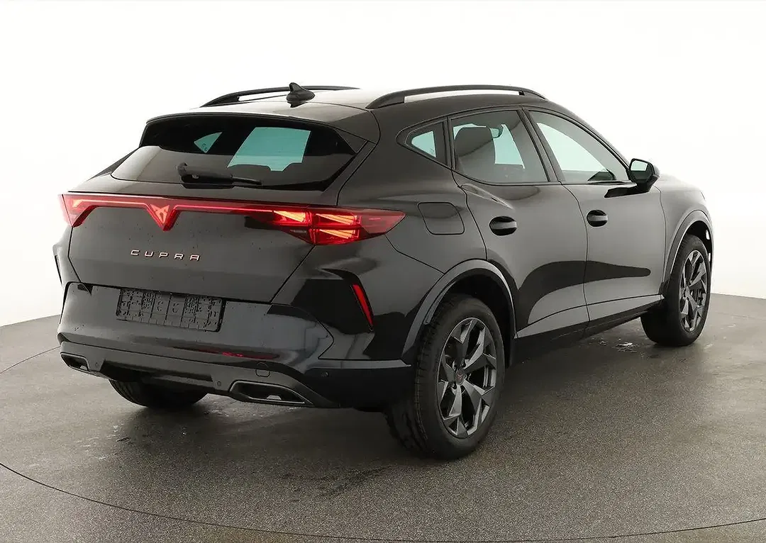CUPRA Formentor 1.5 eTSI DSG - foto 2