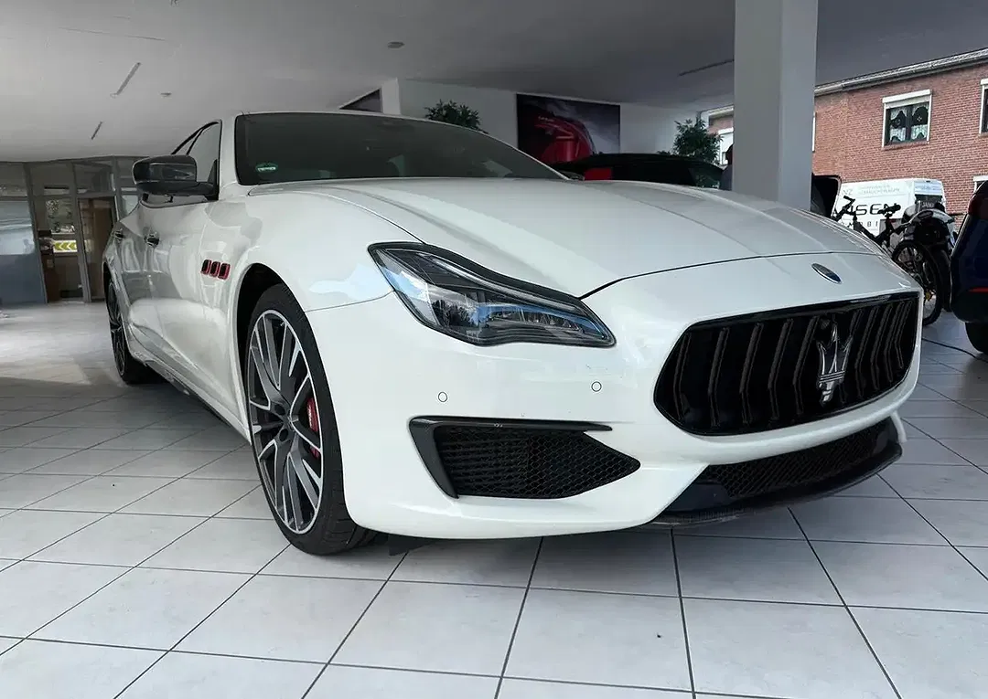 Maserati Quattroporte Trofeo - foto 2