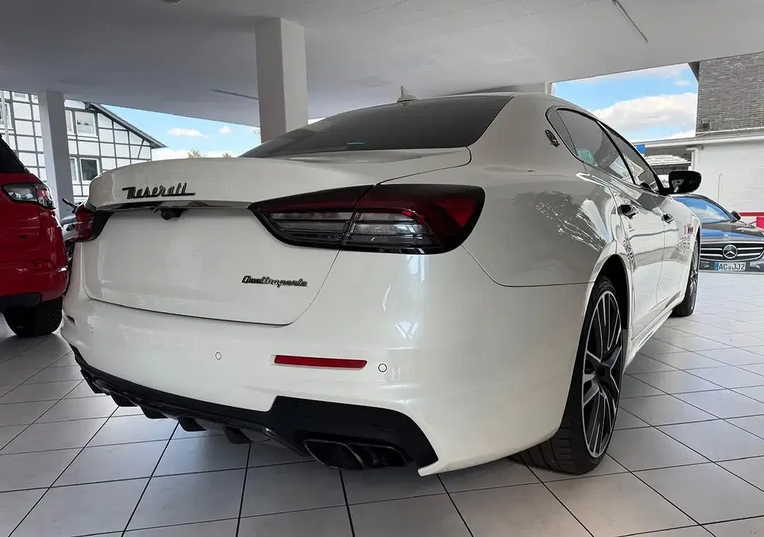Maserati Quattroporte Trofeo - Thumbnail 5