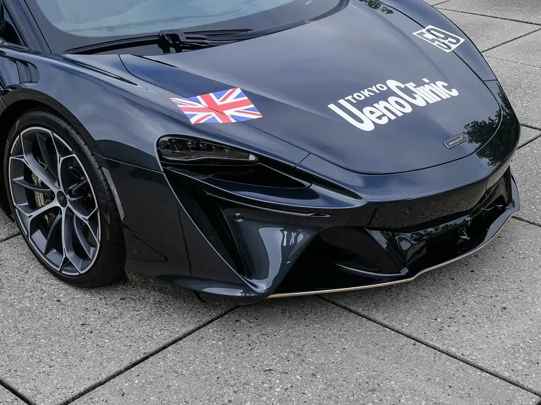 McLaren Artura Performance 60th Anniversary Le Mans Spider - Thumbnail 14
