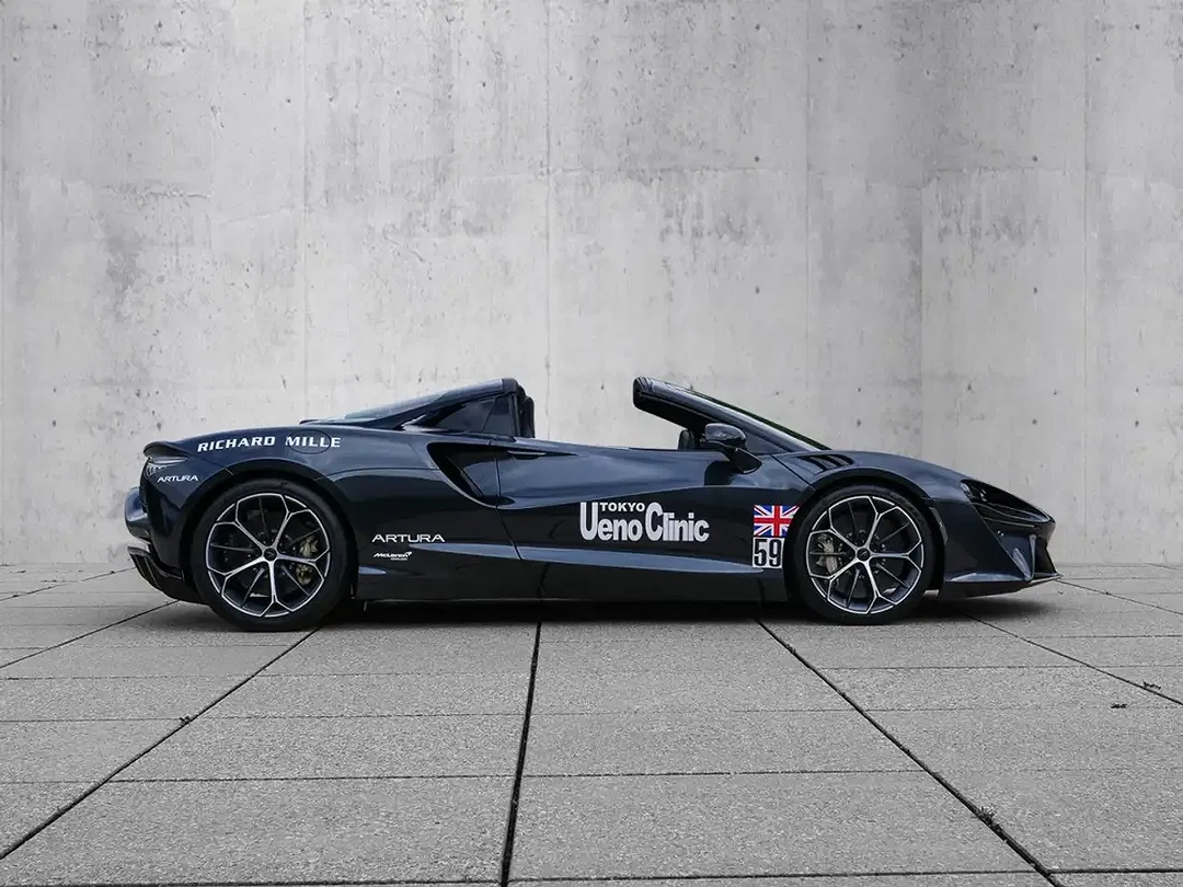 McLaren Artura Performance 60th Anniversary Le Mans Spider - foto 2