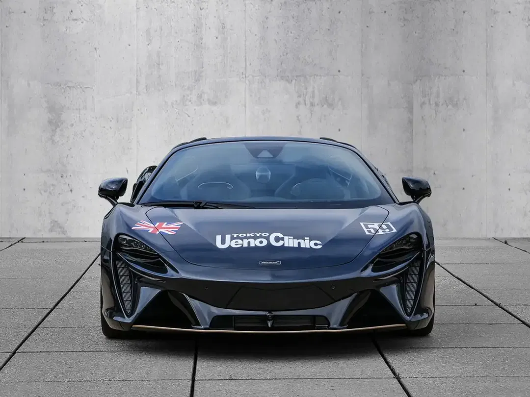 McLaren Artura Performance 60th Anniversary Le Mans Spider - Thumbnail 5