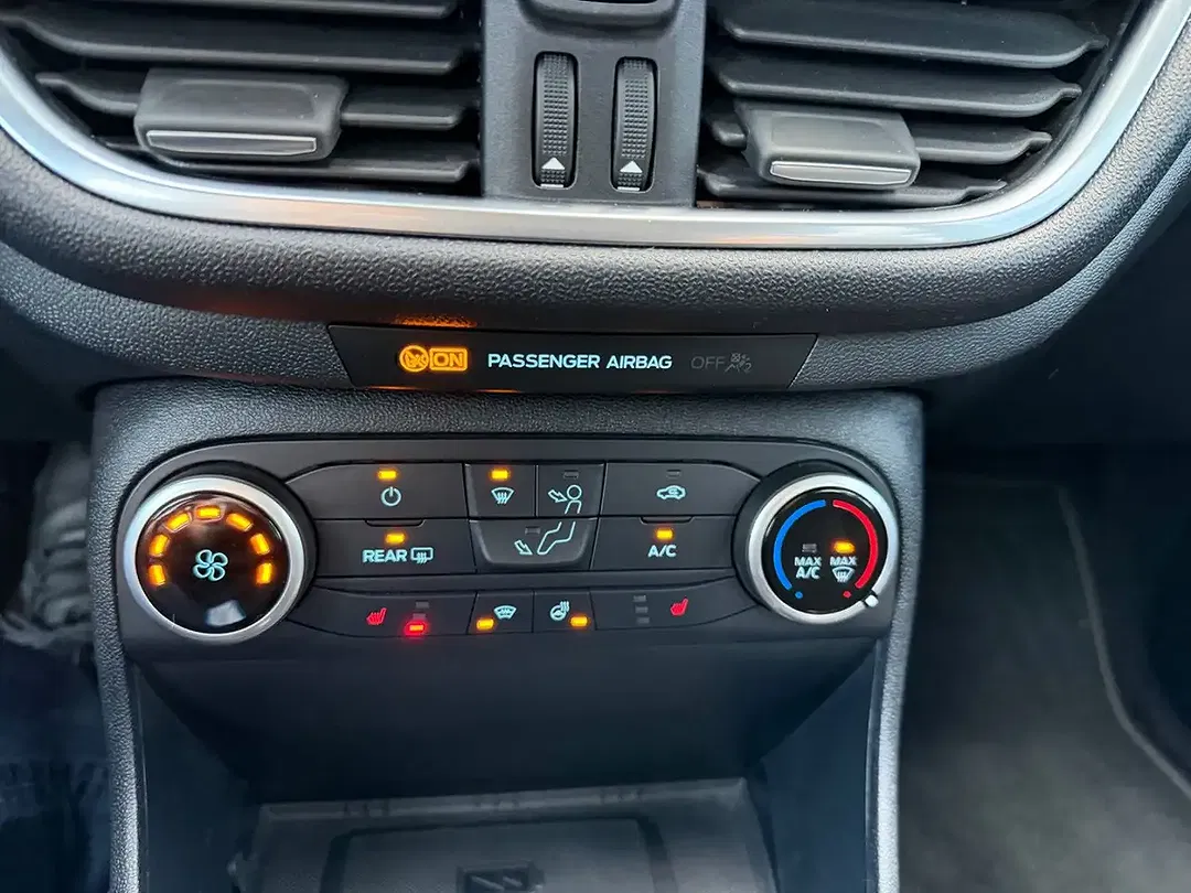 Ford Fiesta 1.0 EcoBoost Cool & Connect - Thumbnail 17