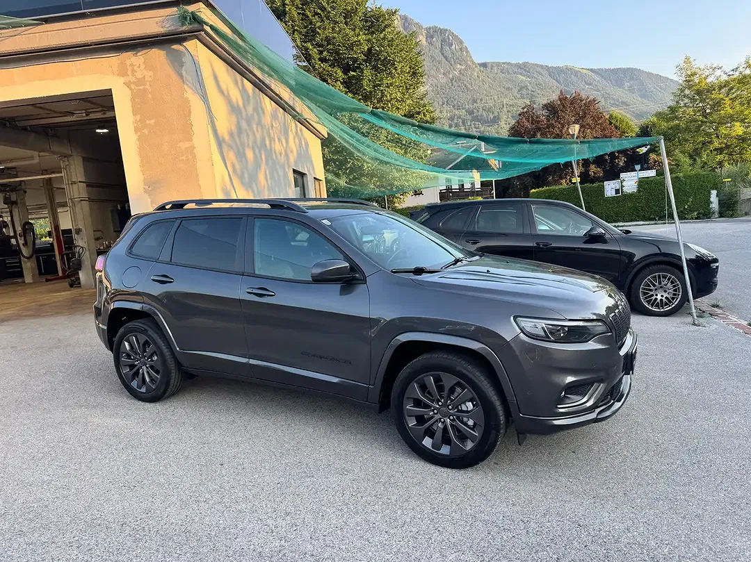 Jeep Cherokee 4x4 Limited - Thumbnail 10