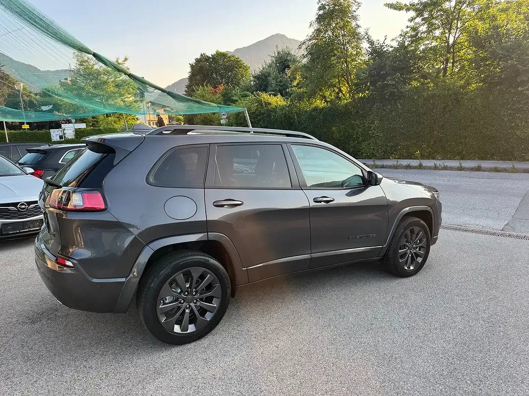 Jeep Cherokee 4x4 Limited - Thumbnail 11