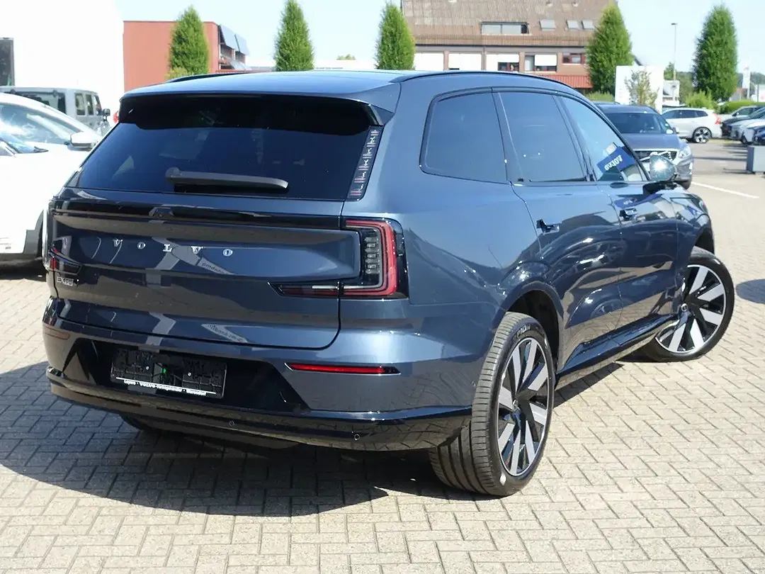 Volvo EX90 Twin Motor Executive Edition - foto 2