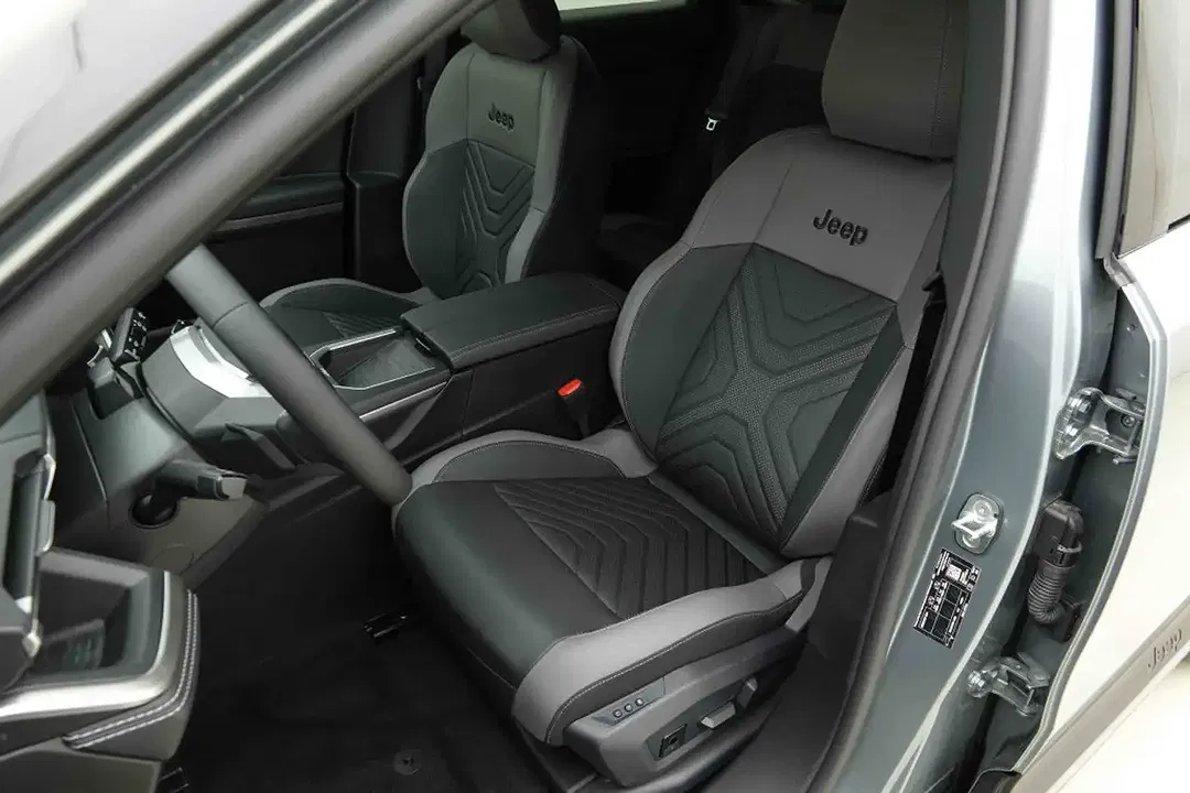 Jeep Compass e-Hybrid Edition - Thumbnail 7
