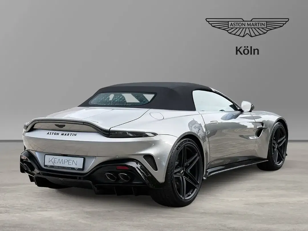 Aston Martin Vantage Roadster - Thumbnail 4