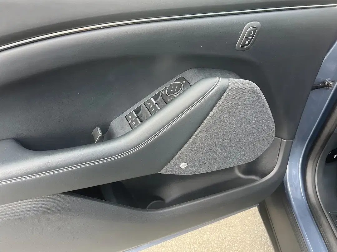 Ford Mustang Mach-E - Thumbnail 10