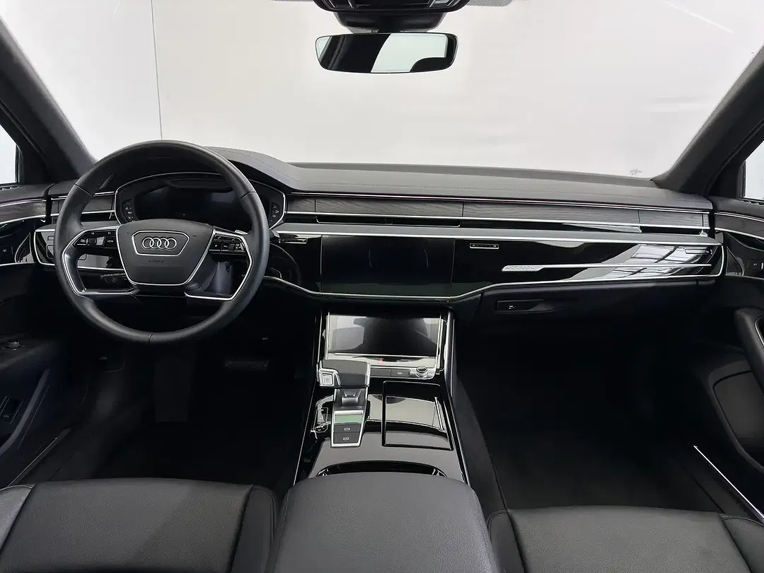 Audi A8 - Thumbnail 10