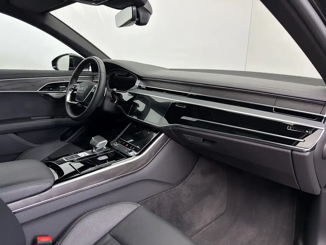 Audi A8 - Thumbnail 13