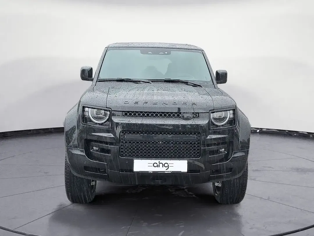 Land Rover Defender P635 OCTA Black Edition 110 - Thumbnail 8
