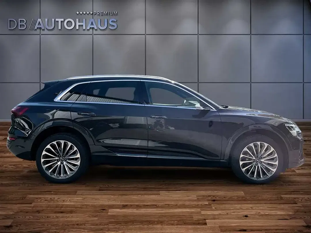 Audi Q8 e-tron 55 advanced - Thumbnail 3