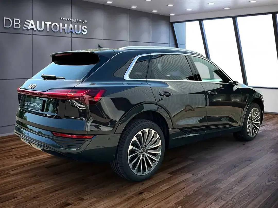 Audi Q8 e-tron 55 advanced - Thumbnail 4
