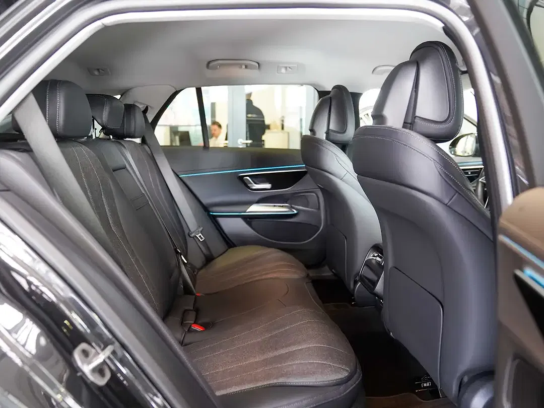 Mercedes-Benz E 220 Avantgarde - Thumbnail 12