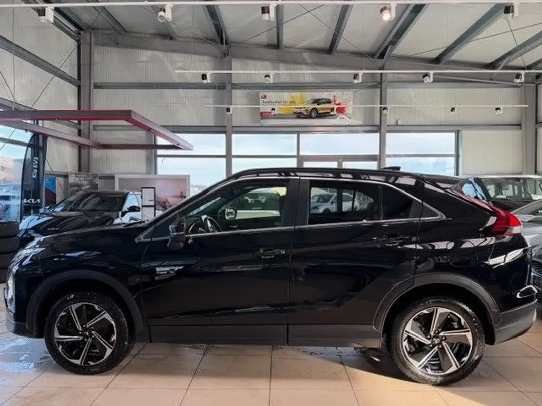 Mitsubishi Eclipse Cross Hybrid 4WD Plus - foto 2