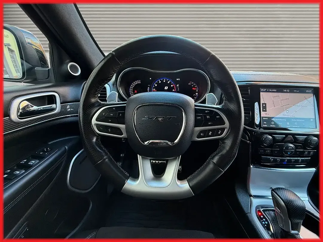 Jeep Grand Cherokee 6.4 V8 HEMI SRT - Thumbnail 12