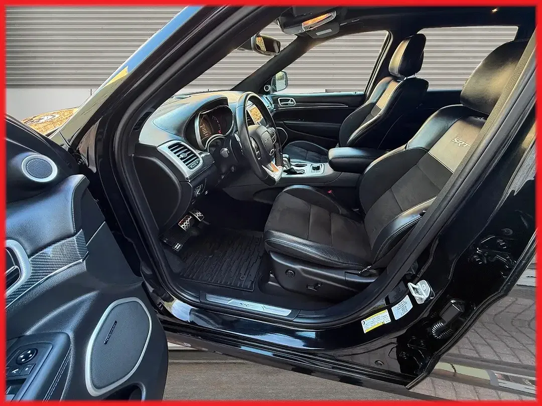 Jeep Grand Cherokee 6.4 V8 HEMI SRT - Thumbnail 9