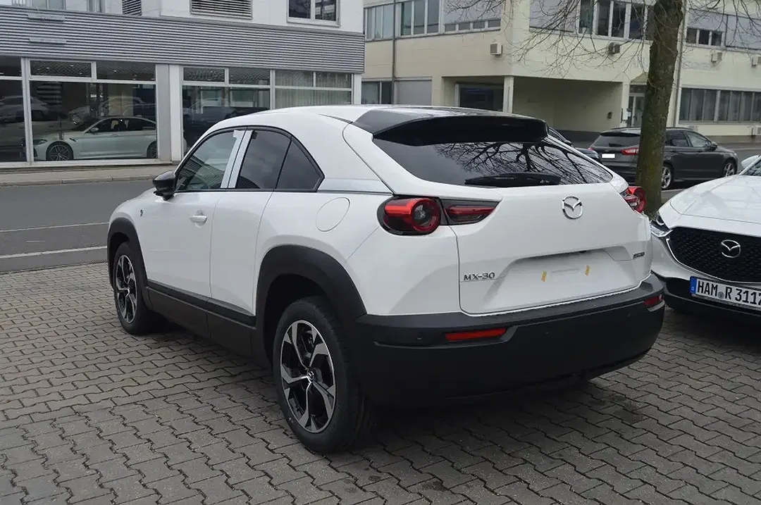 Mazda MX-30 e-SKYACTIV R-EV Advantage - Thumbnail 4