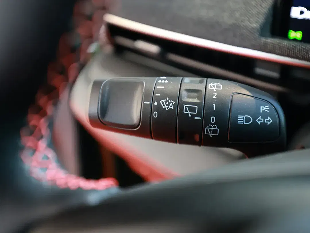 Ford Mustang Extended Range Premium - Thumbnail 19