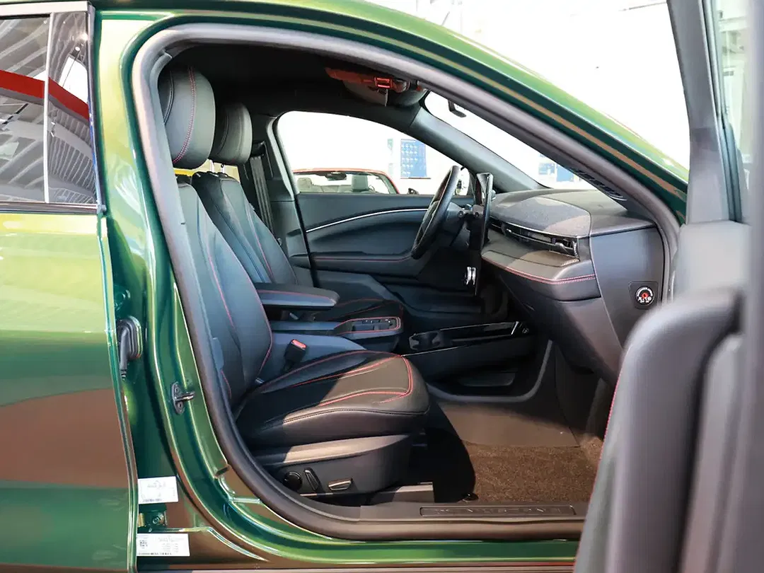 Ford Mustang Extended Range Premium - foto 2