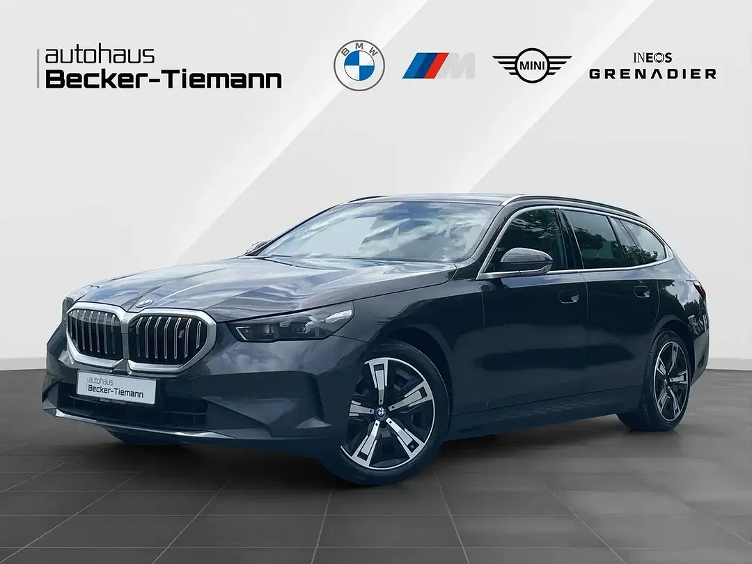 BMW i5 eDrive Touring - foto 1