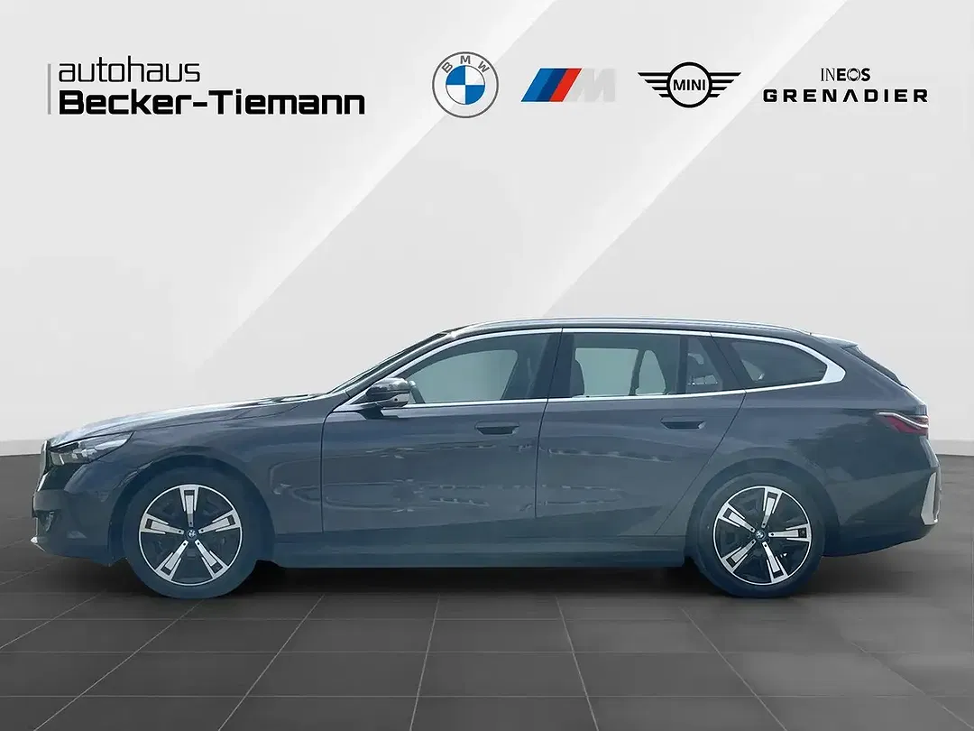 BMW i5 eDrive Touring - foto 2