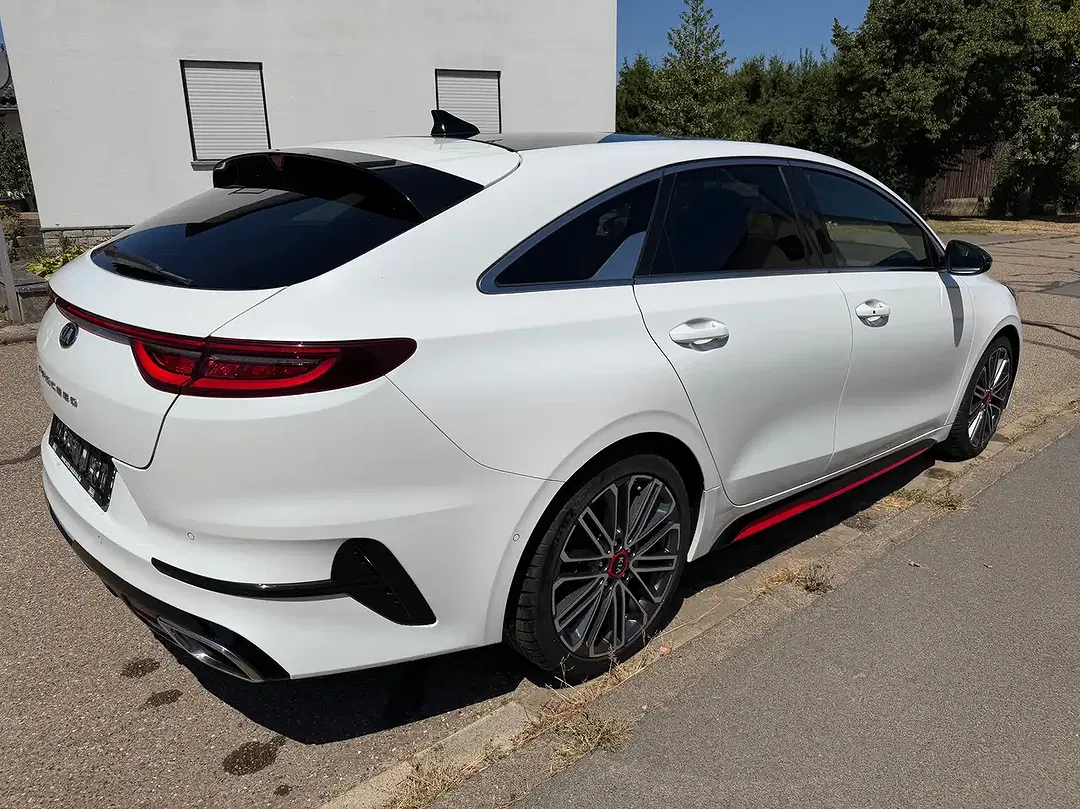Kia ProCeed / pro_cee'd GT - foto 2