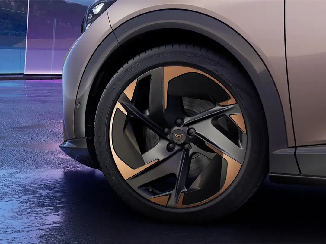 CUPRA Tavascan 4Drive VZ - Thumbnail 6