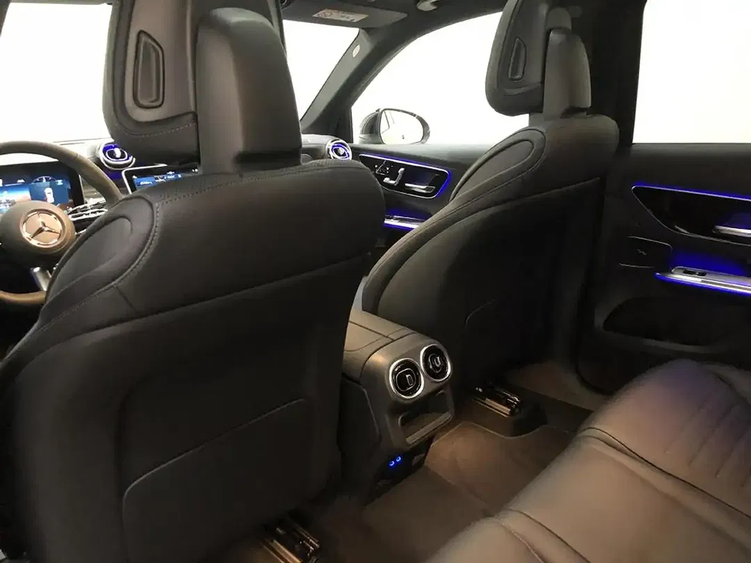 Mercedes-Benz GLC 300 4MATIC AMG MBUX - Thumbnail 11
