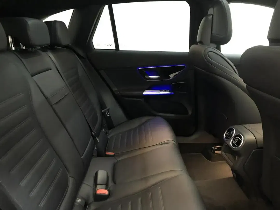Mercedes-Benz GLC 300 4MATIC AMG MBUX - Thumbnail 12