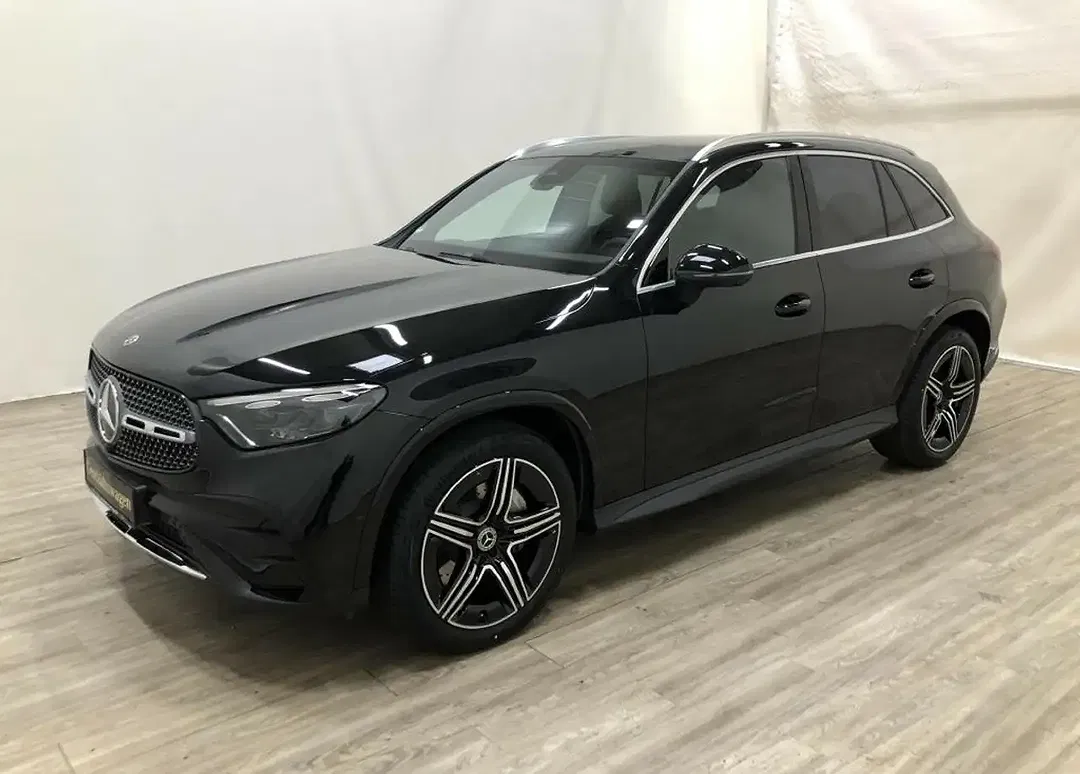 Mercedes-Benz GLC 300 4MATIC AMG MBUX - Thumbnail 1