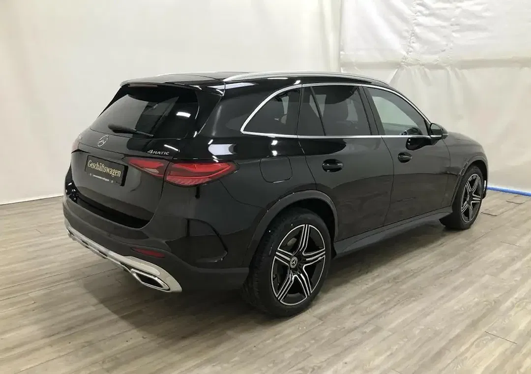 Mercedes-Benz GLC 300 4MATIC AMG MBUX - Thumbnail 5