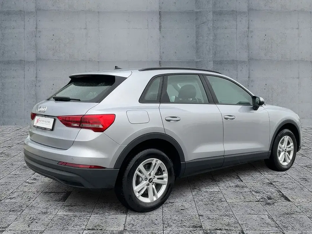 Audi Q3 45 TFSI e - Thumbnail 5
