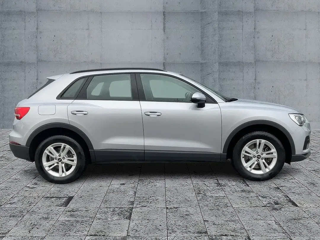 Audi Q3 45 TFSI e - Thumbnail 6