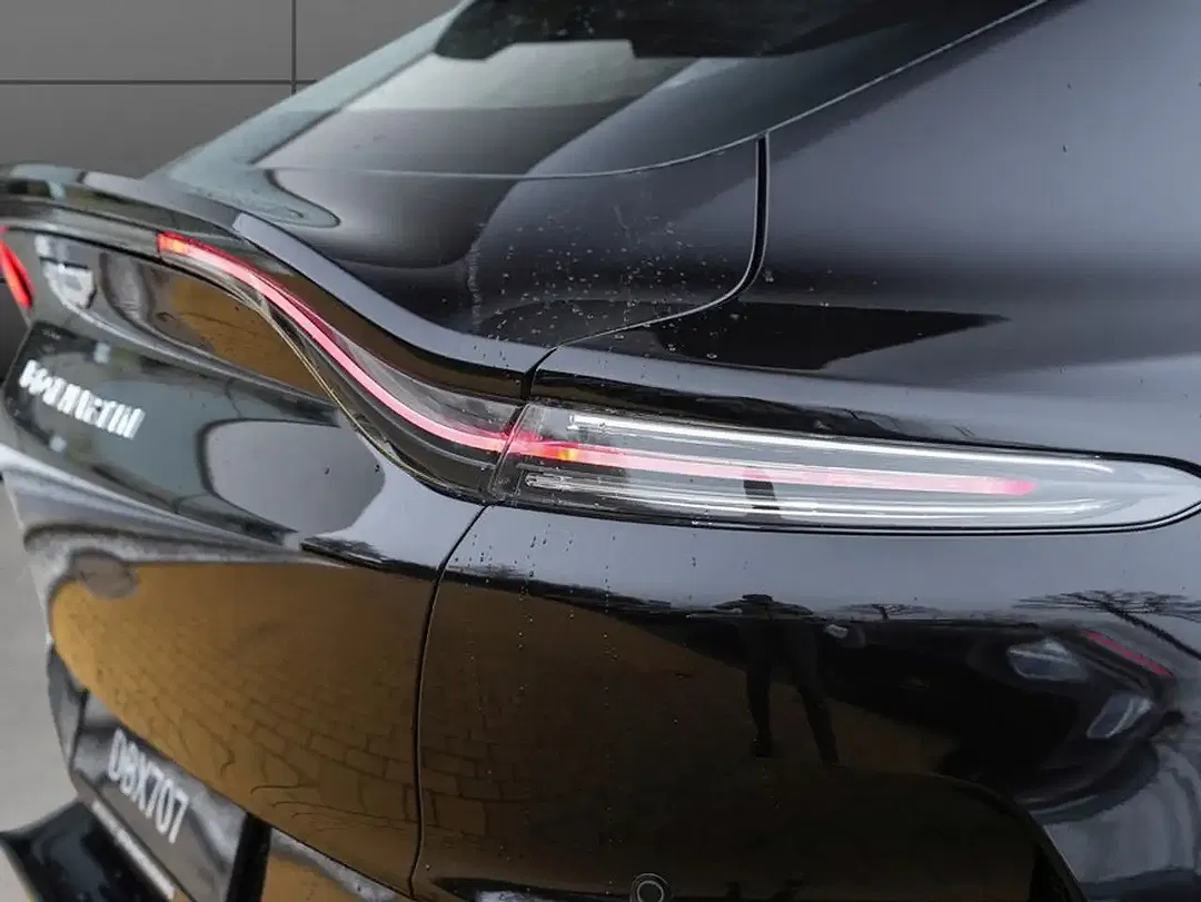 Aston Martin DBX 707 - Thumbnail 8