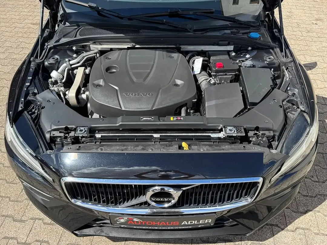 Volvo V60 D3 Momentum Pro - Thumbnail 8