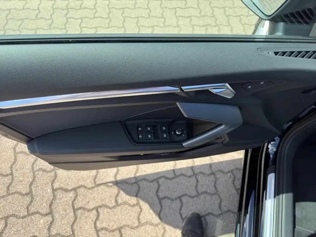 Audi A3 TFSI S tronic Sportback - Thumbnail 11