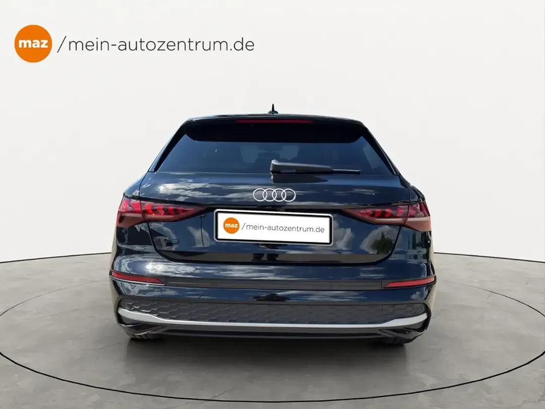 Audi A3 TFSI S tronic Sportback - Thumbnail 4