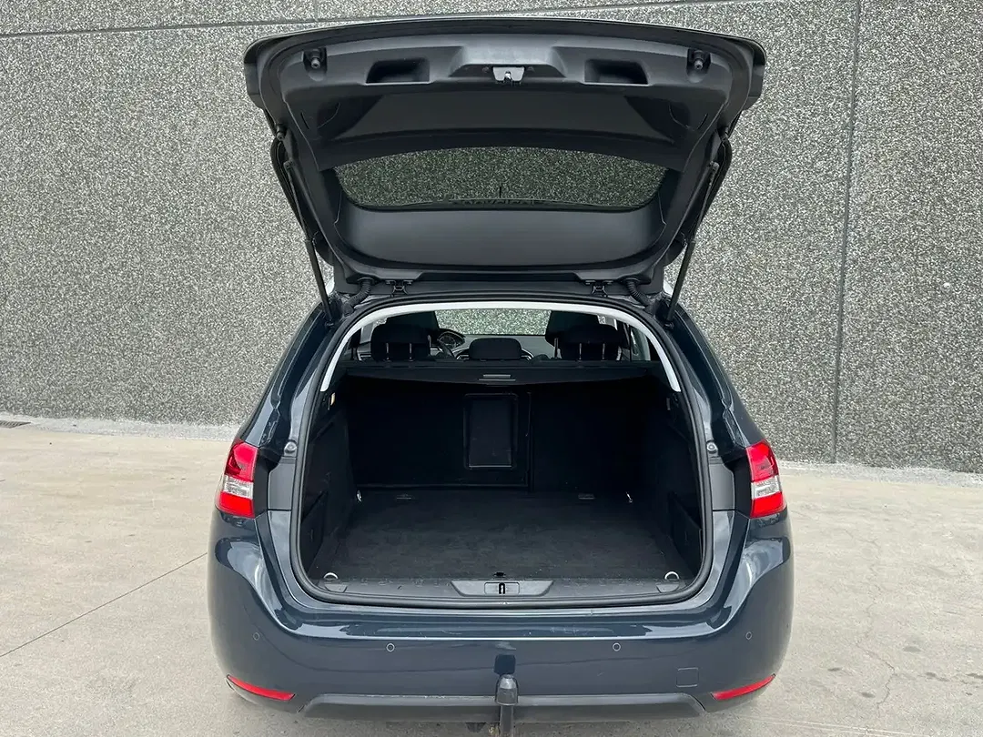 Peugeot 308 Active SW - Thumbnail 9