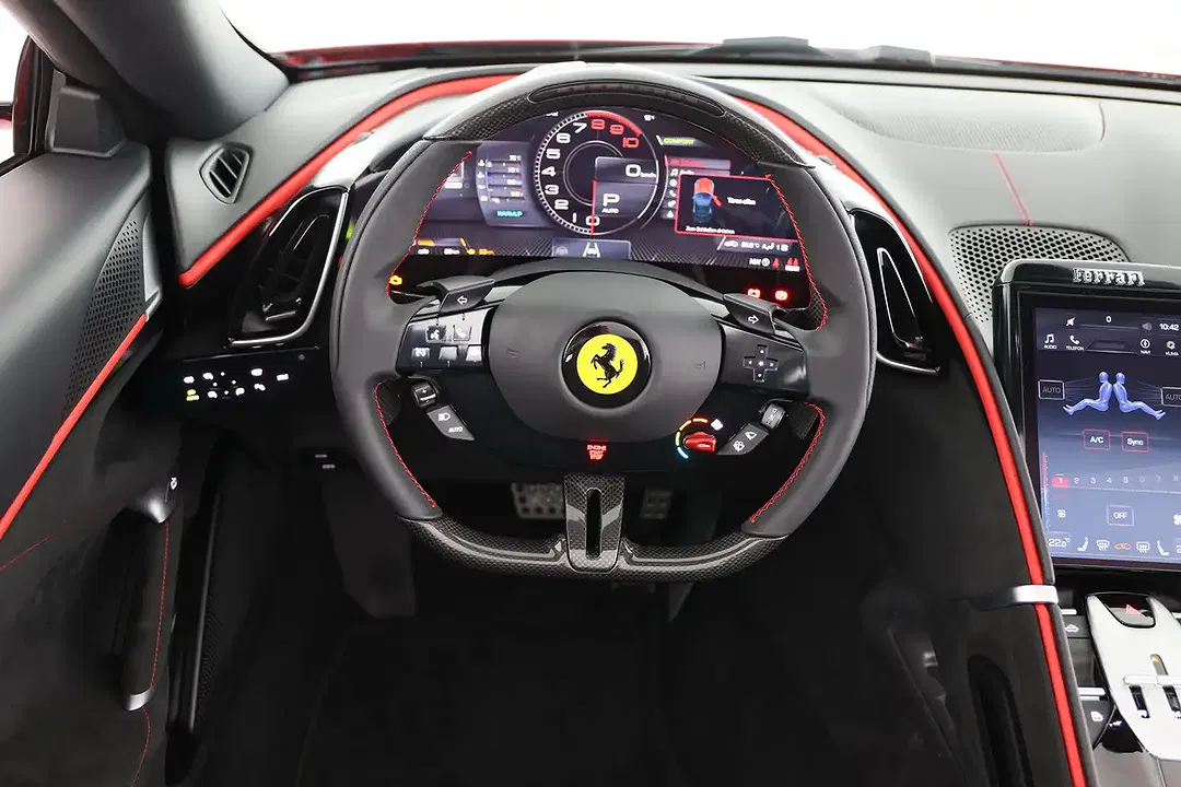 Ferrari Roma Spider - Thumbnail 10