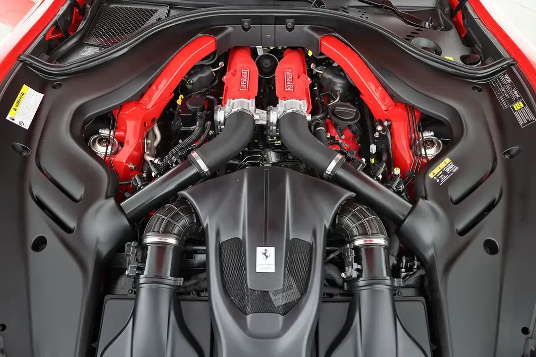 Ferrari Roma Spider - Thumbnail 15