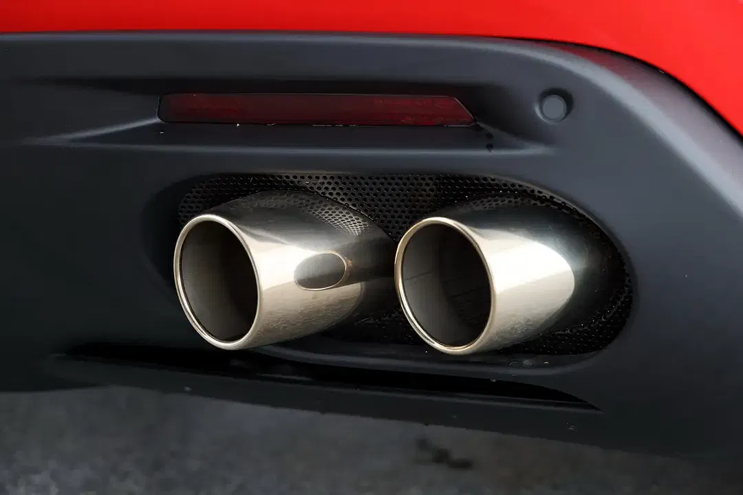 Ferrari Roma Spider - Thumbnail 16