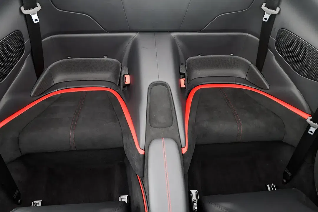 Ferrari Roma Spider - Thumbnail 7