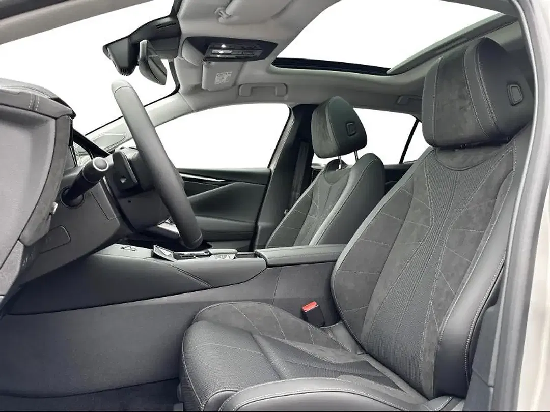 DS Automobiles DS 4 - Thumbnail 8