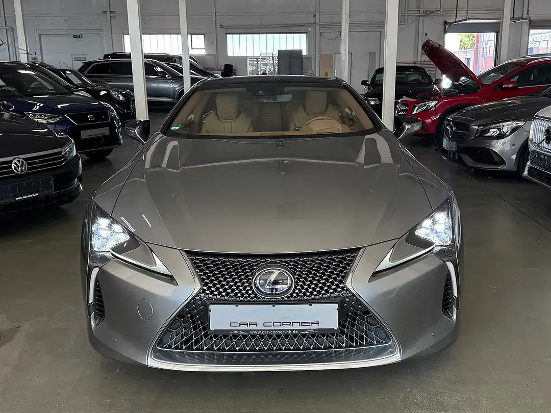 Lexus LC 500h Coupe - Thumbnail 8
