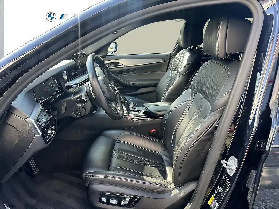 BMW 530 Touring M Sport - Thumbnail 10